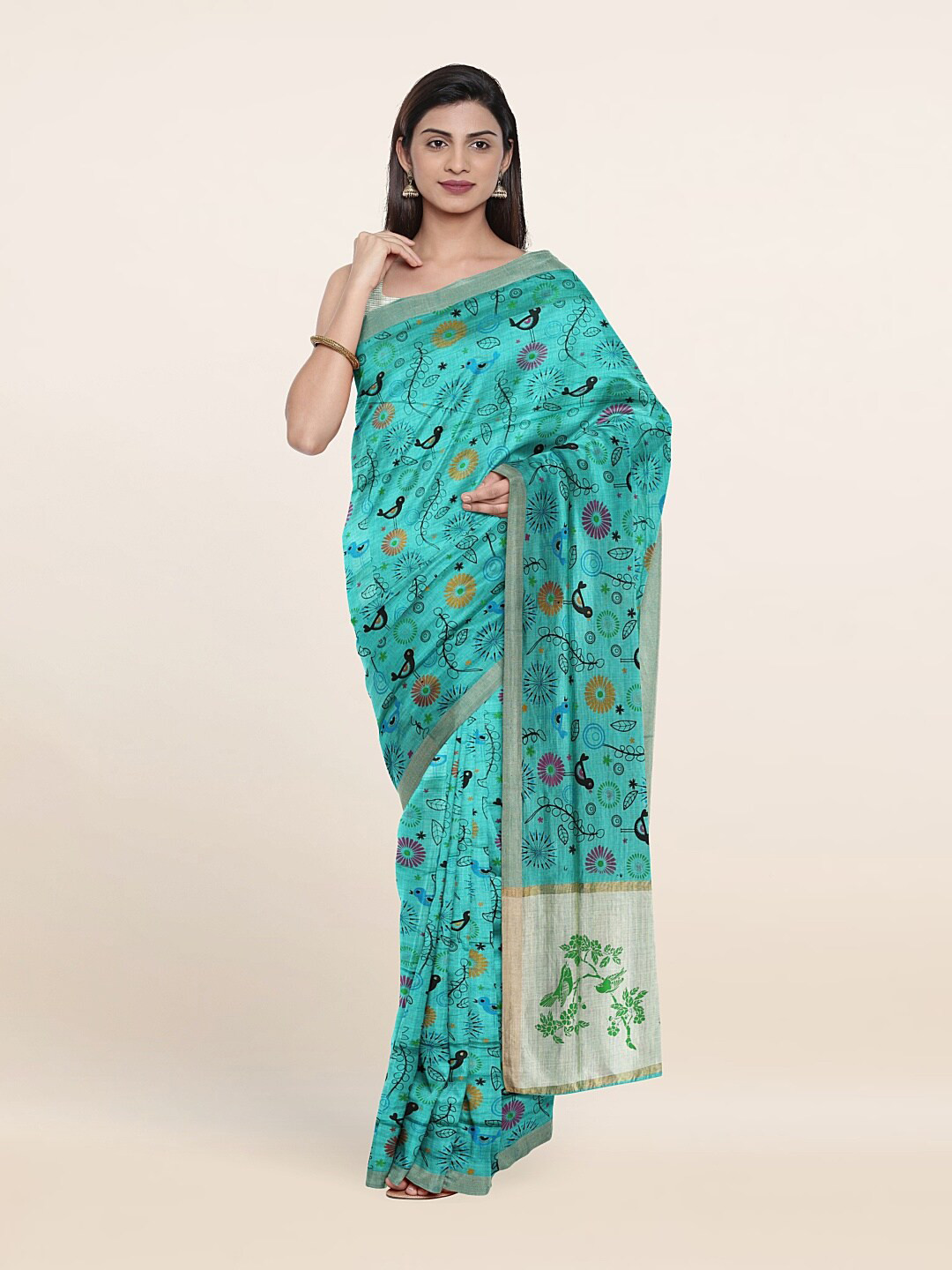 

Pothys Blue & Black Floral Printed Pure Cotton Saree