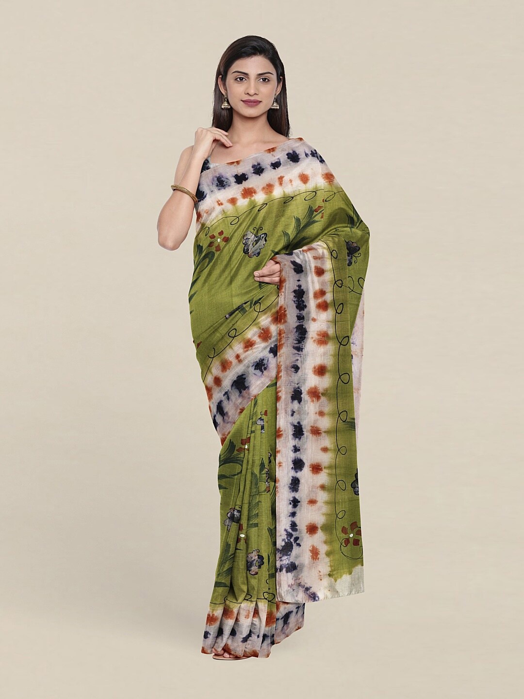 

Pothys Green & Off White Floral Pure Cotton Saree