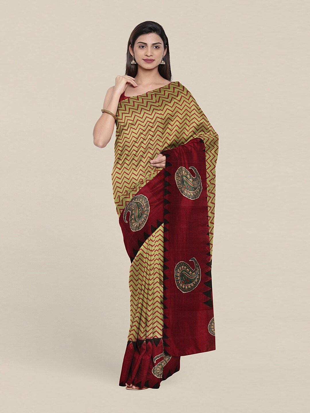 

Pothys Green & Black Paisley Pure Cotton Saree