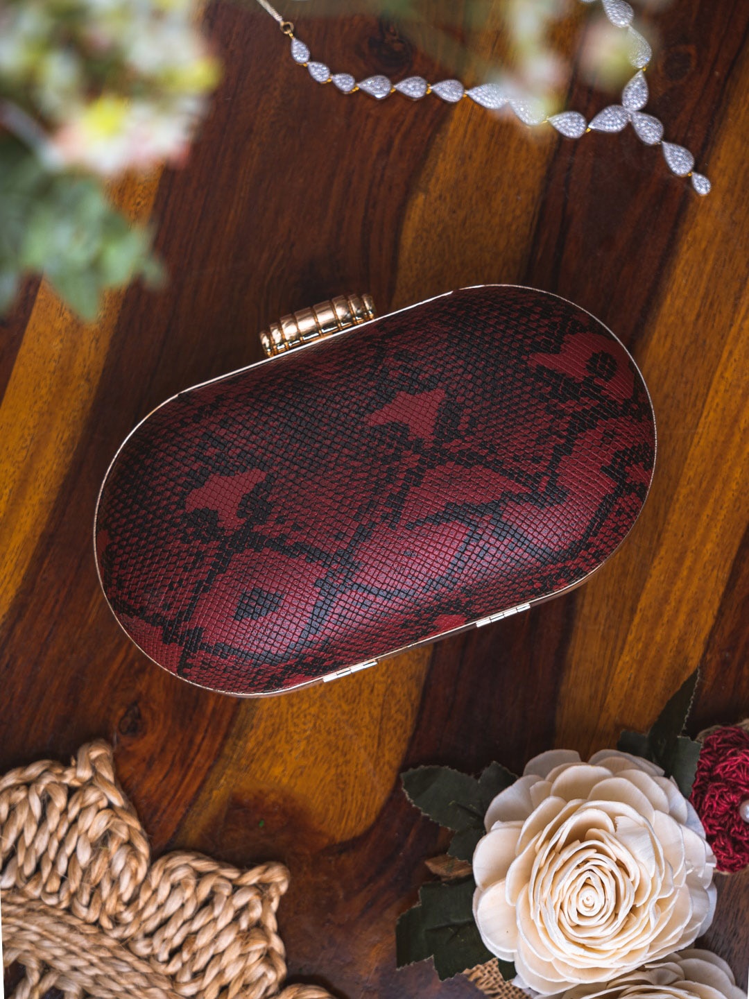 

NR By Nidhi Rathi Red Printed Box Clutch