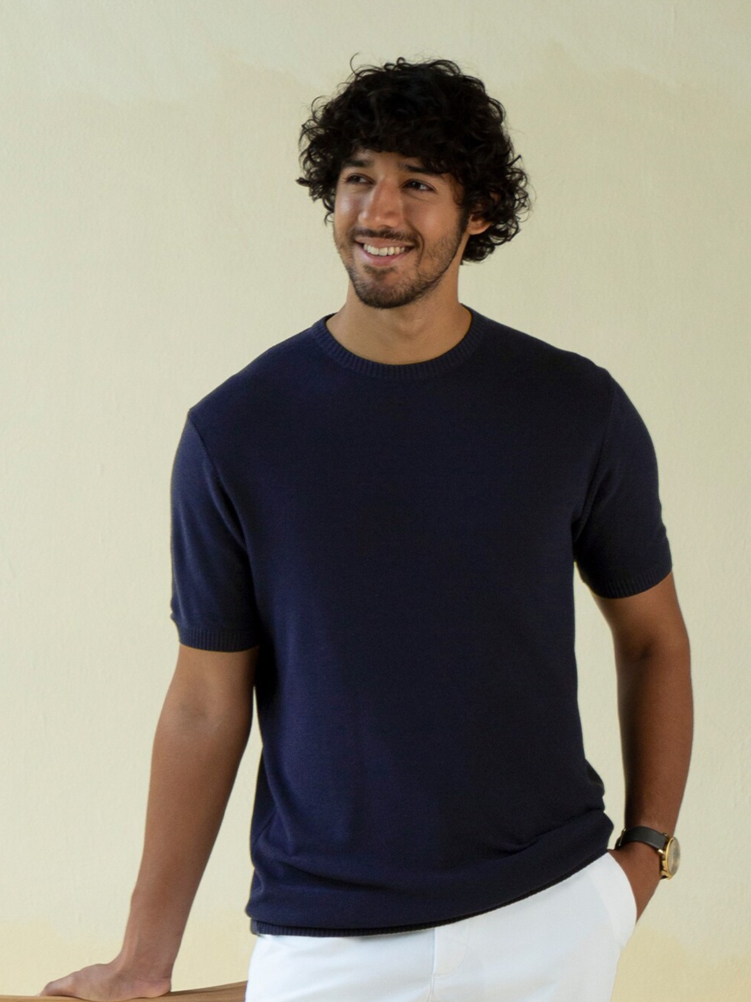 

Andamen Men Navy Blue Slim Fit T-shirt