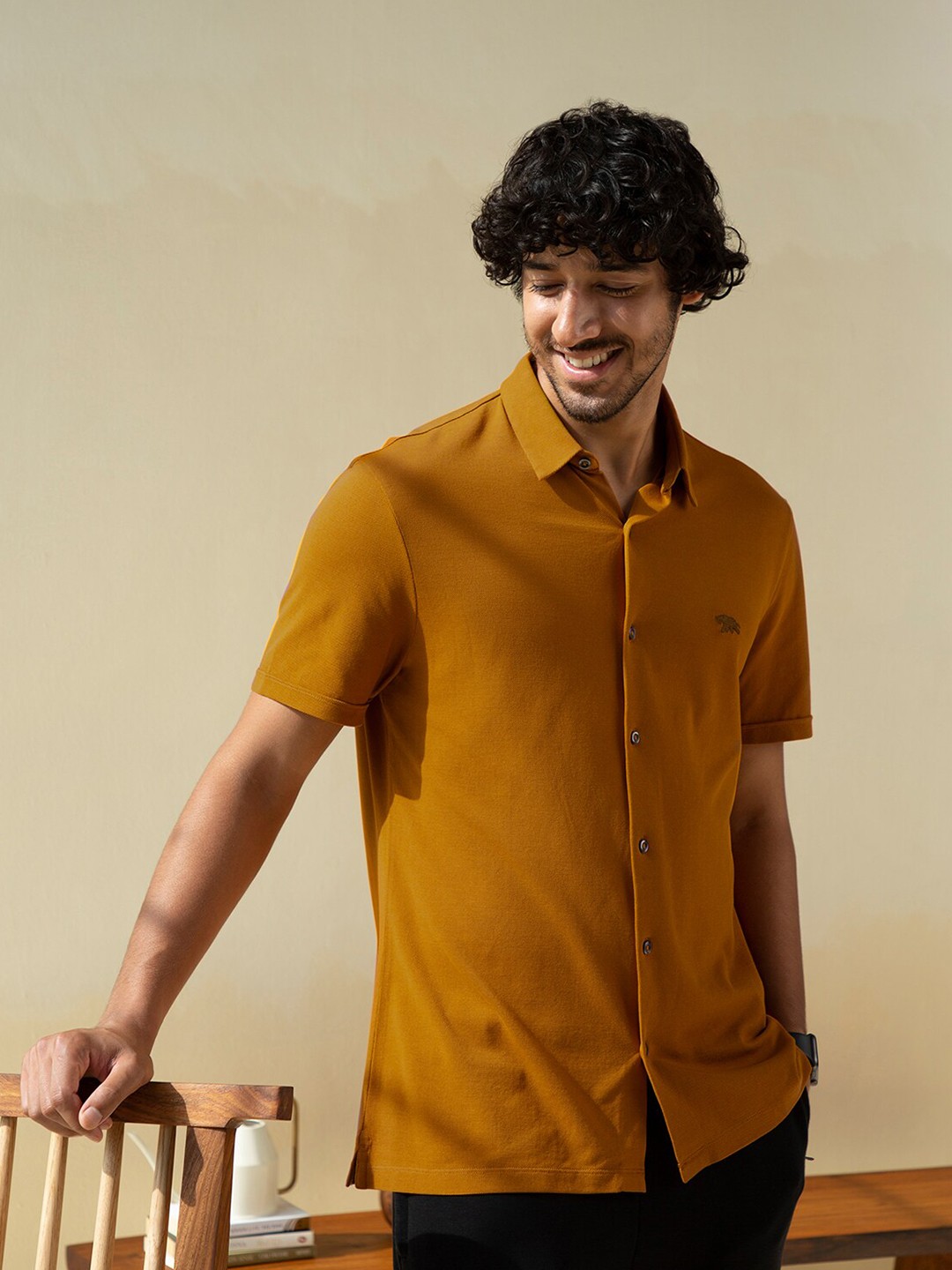 

Andamen Men Gold-Colored Regular Fit Casual Shirt