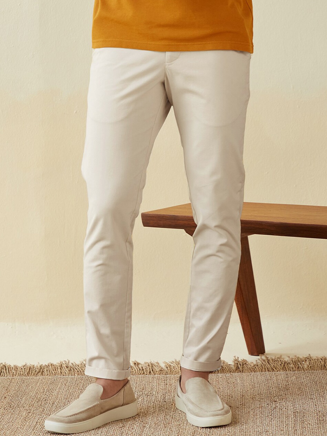 

Andamen Men Beige Slim Fit Trousers