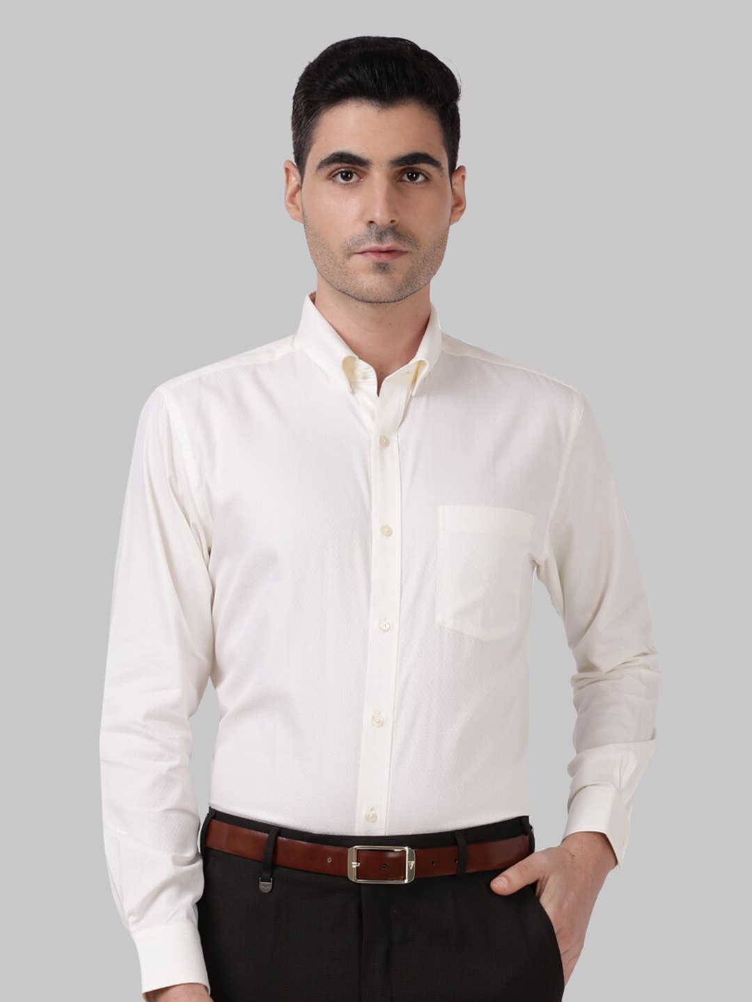 

Park Avenue Men Yellow Solid Formal Shirt