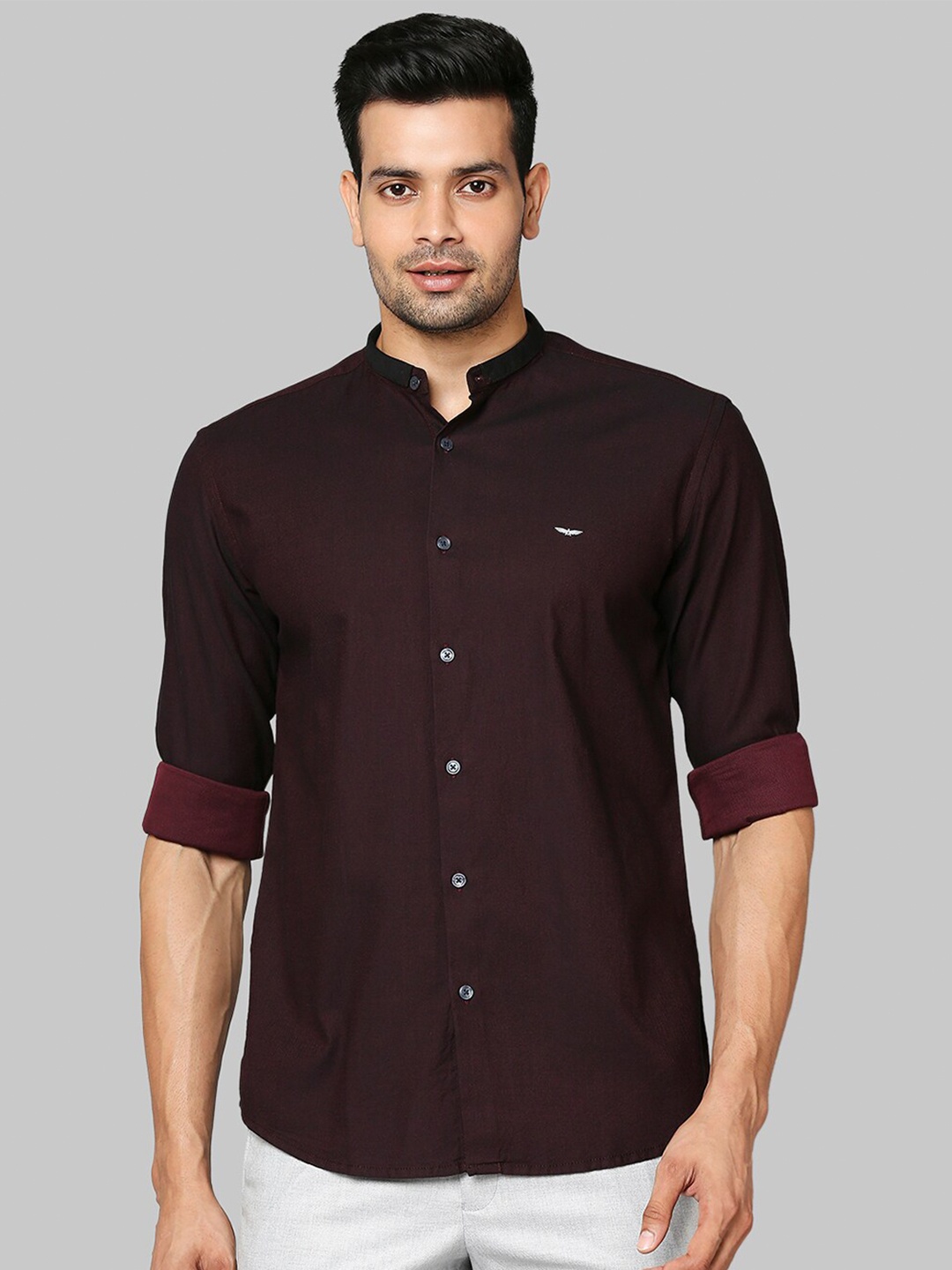 

Park Avenue Men Red Solid Mandarin Collar Slim Fit Shirt