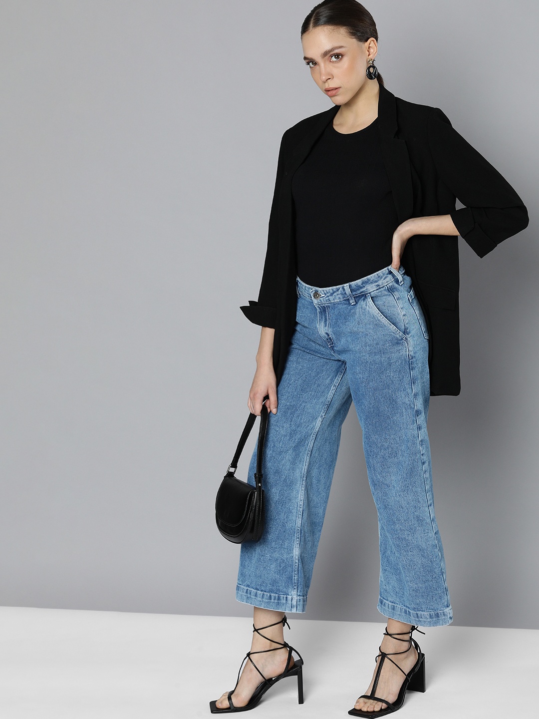 

Chemistry Women Blue Flared Light Fade Stretchable Jeans