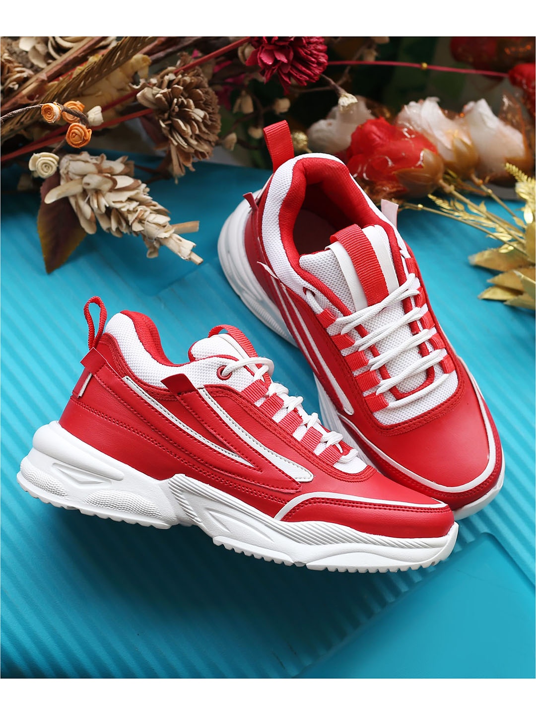 

DEAS Women Red & White Colourblocked Sneakers