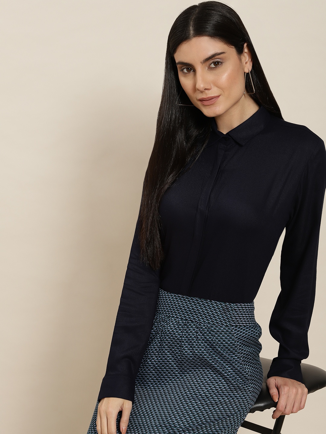 

Hancock Women Navy Blue Comfort Fit Formal Shirt