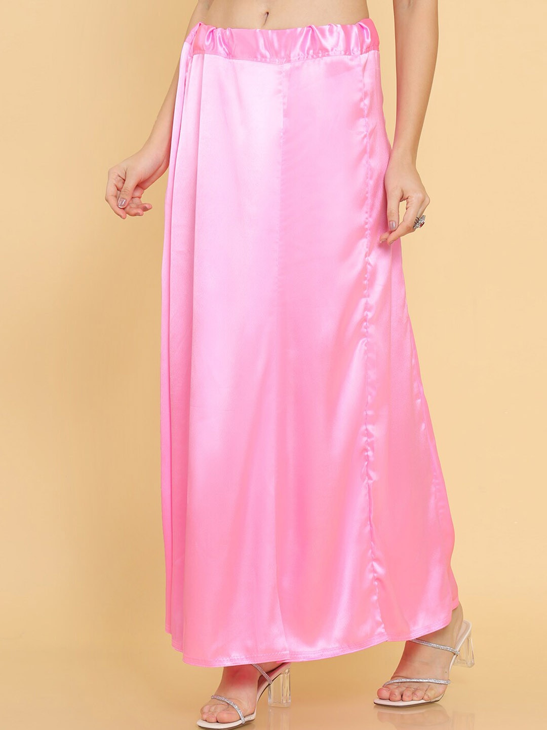 

Soch Women Pink Solid Saree Shape-Wear