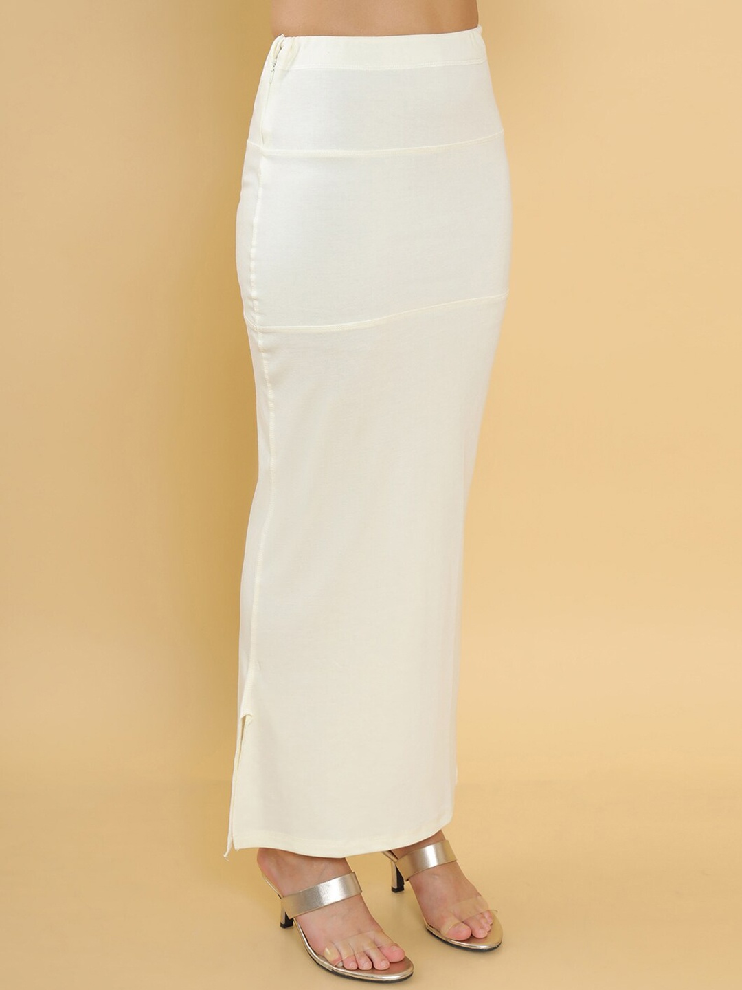 

Soch Women Cream Solid Shapewear