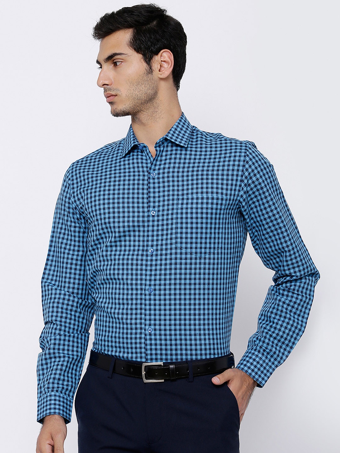 

Black coffee Men Blue Slim Fit Checked Formal Shirt