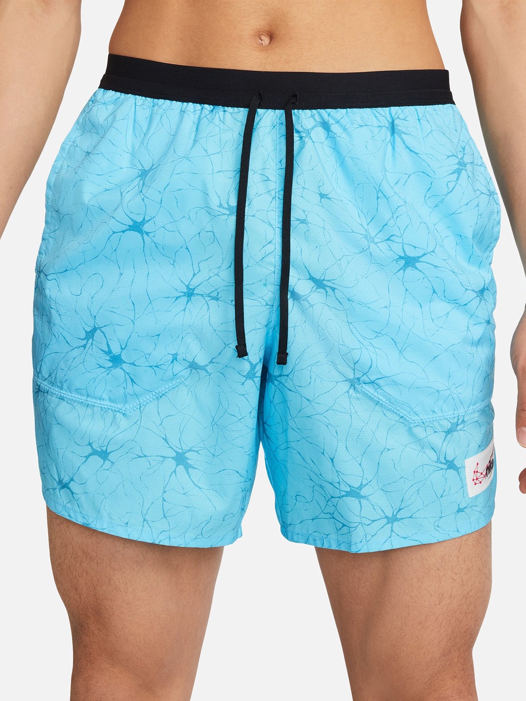

Nike Men Blue STRIDE 7IN DYE Printed Sports Shorts