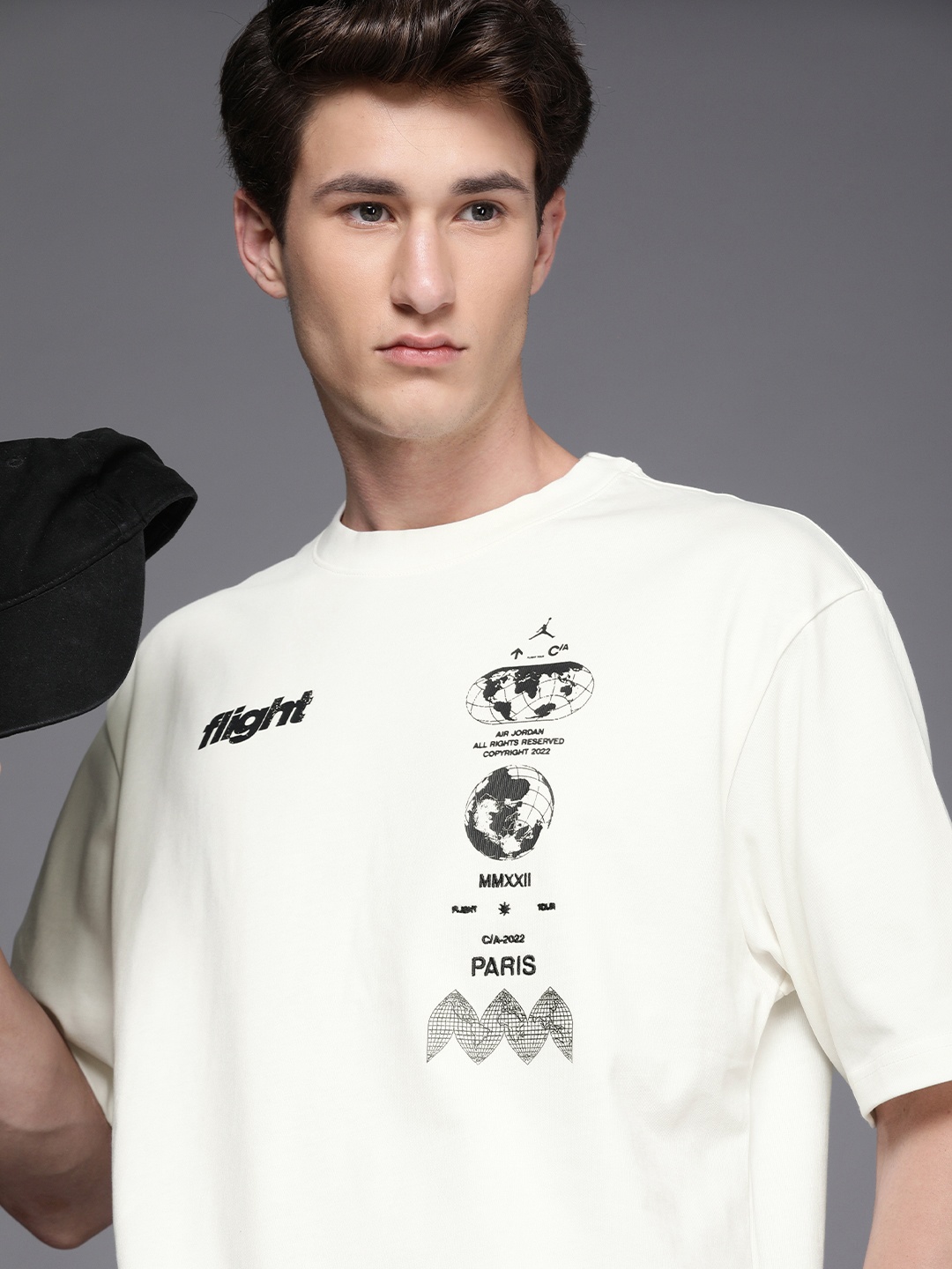 

Nike Men Off White Graphic Print Jordan Flight Heritage 85 Pure Cotton Relaxed Fit T-Shirt