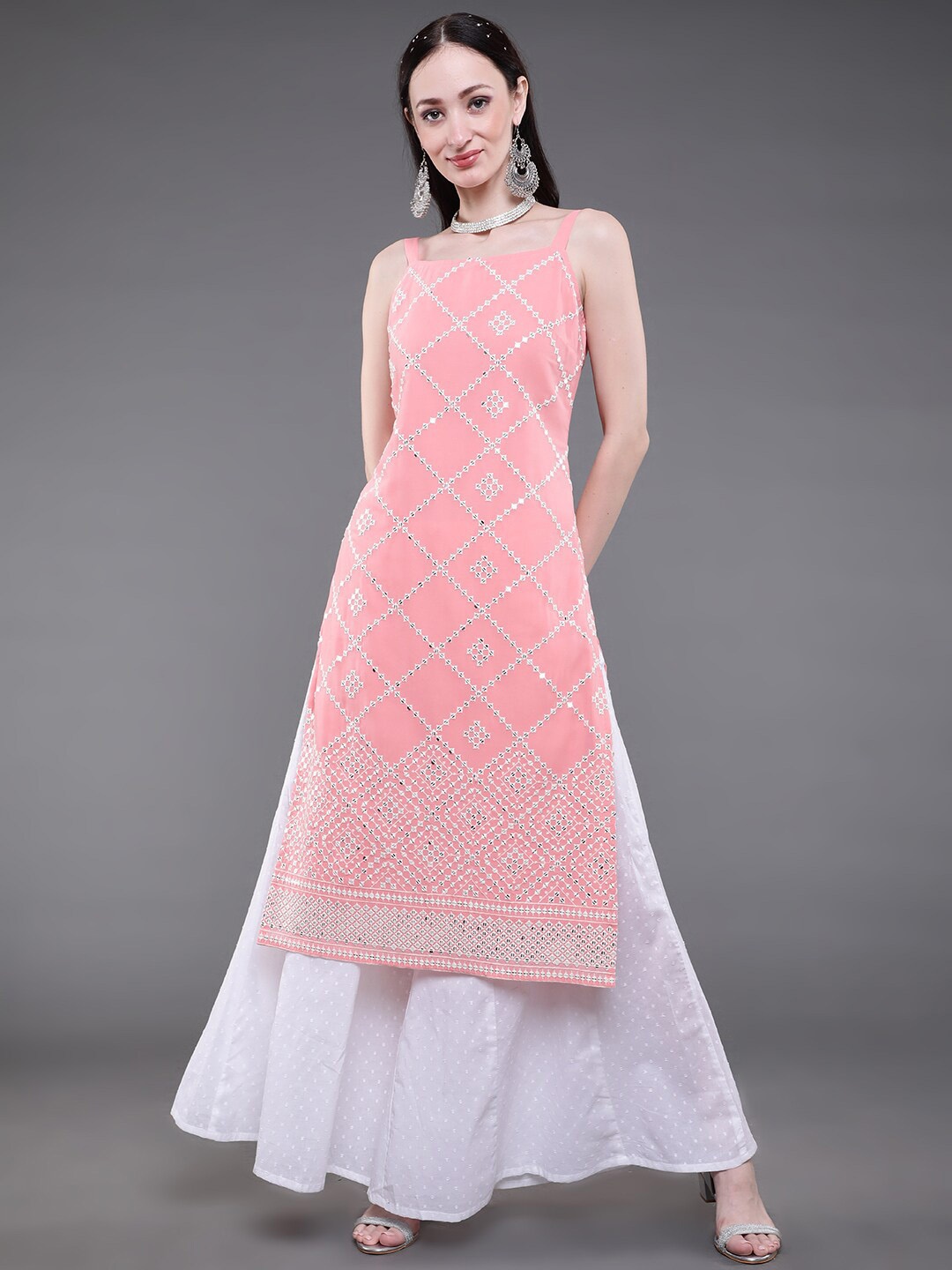 

saubhagya Women Peach-Coloured & White Geometric Checked Mirror Work Pastels Georgette Kurta