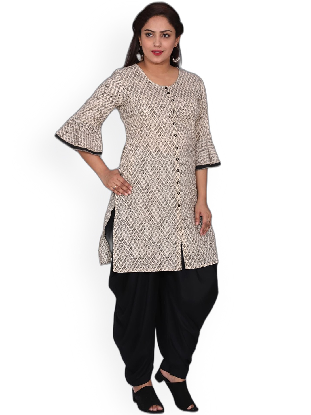 

SUTI Women Beige Printed Geometric Cotton Flared Sleeves Kurta