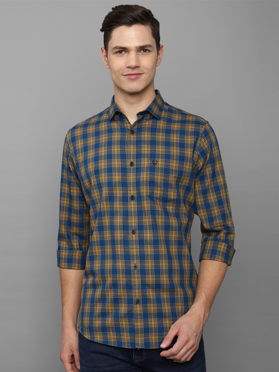 

Allen Solly Men Blue Slim Fit Checked Casual Cotton Shirt