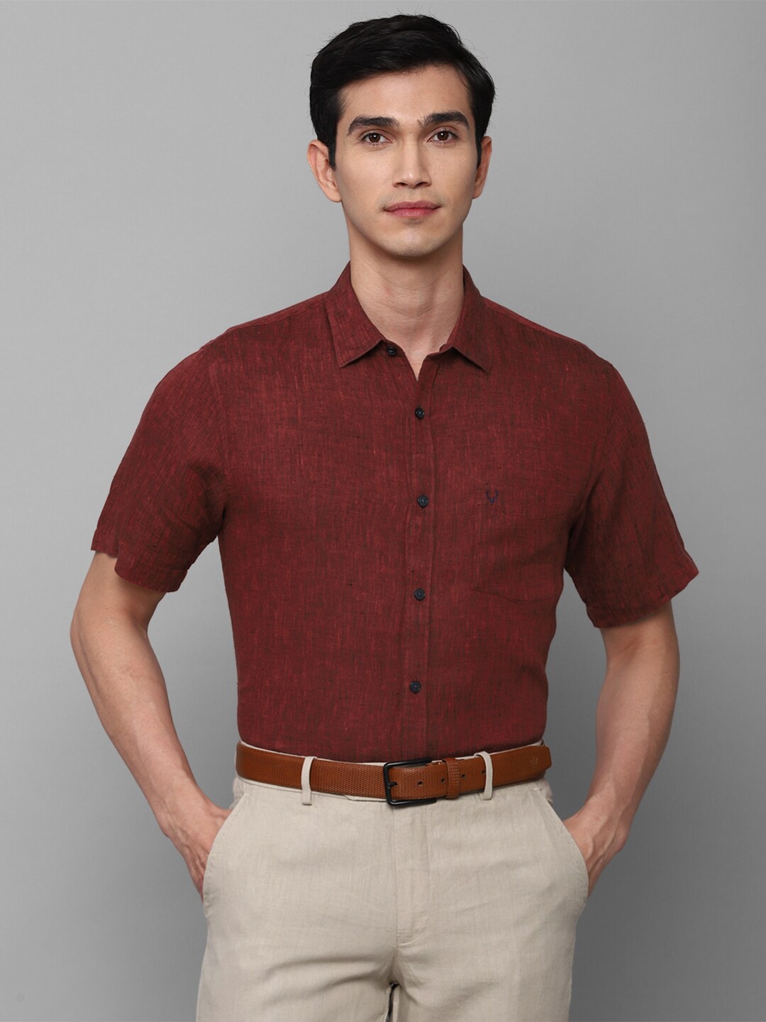 

Allen Solly Men Maroon Slim Fit Formal Shirt