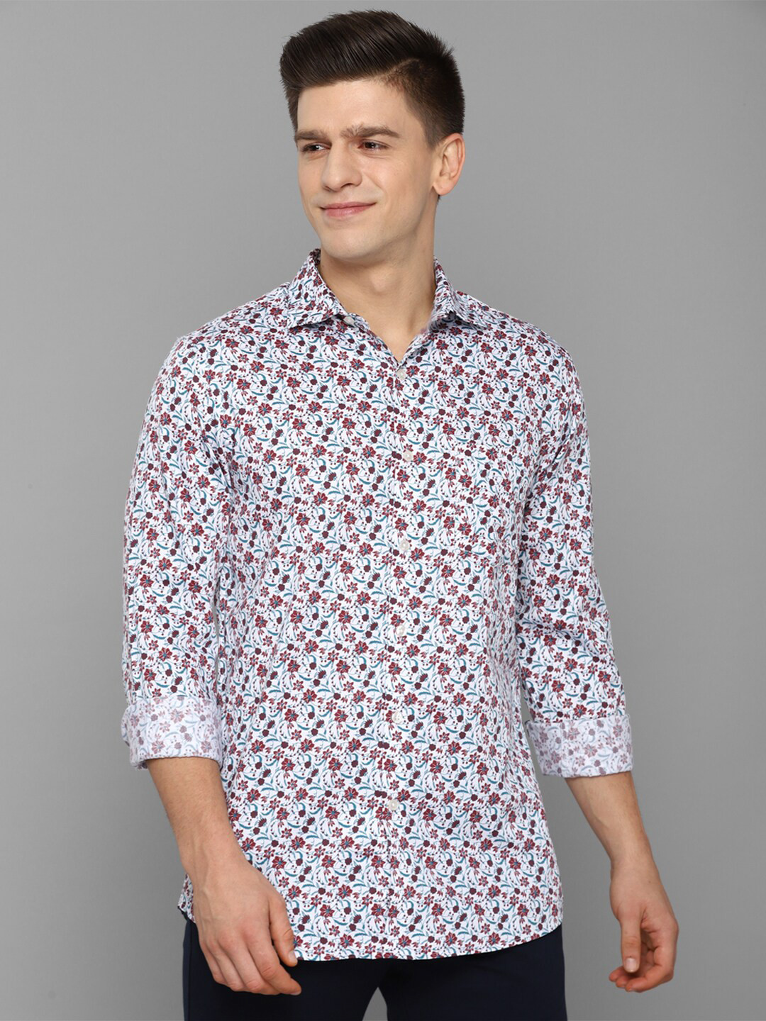 

Allen Solly Men White Slim Fit Floral Printed Cotton Casual Shirt