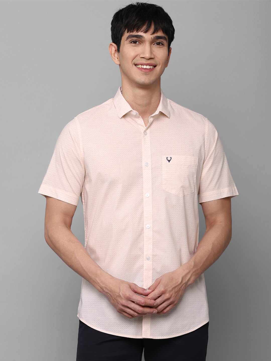 

Allen Solly Men Pink Solid Slim Fit Cotton Casual Shirt