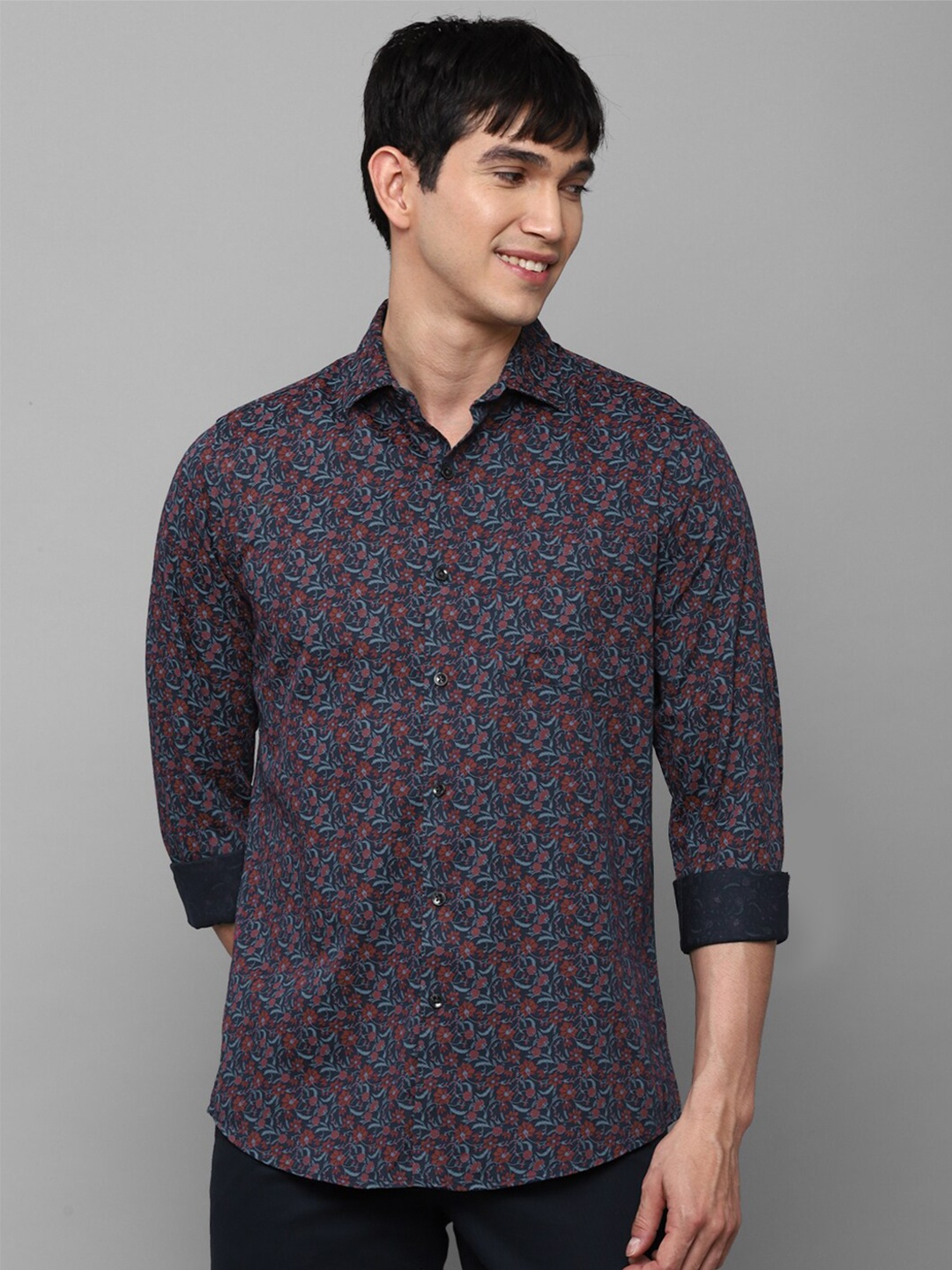 

Allen Solly Men Navy Blue & Maroon Printed Slim Fit Casual Shirt