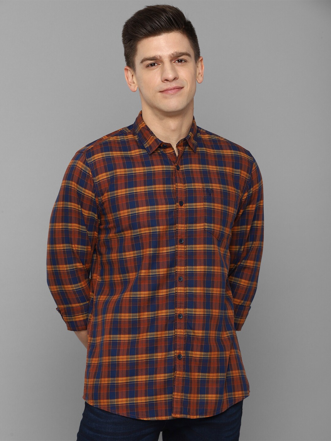 

Allen Solly Sport Men Blue Tartan Checks Cotton Casual Shirt
