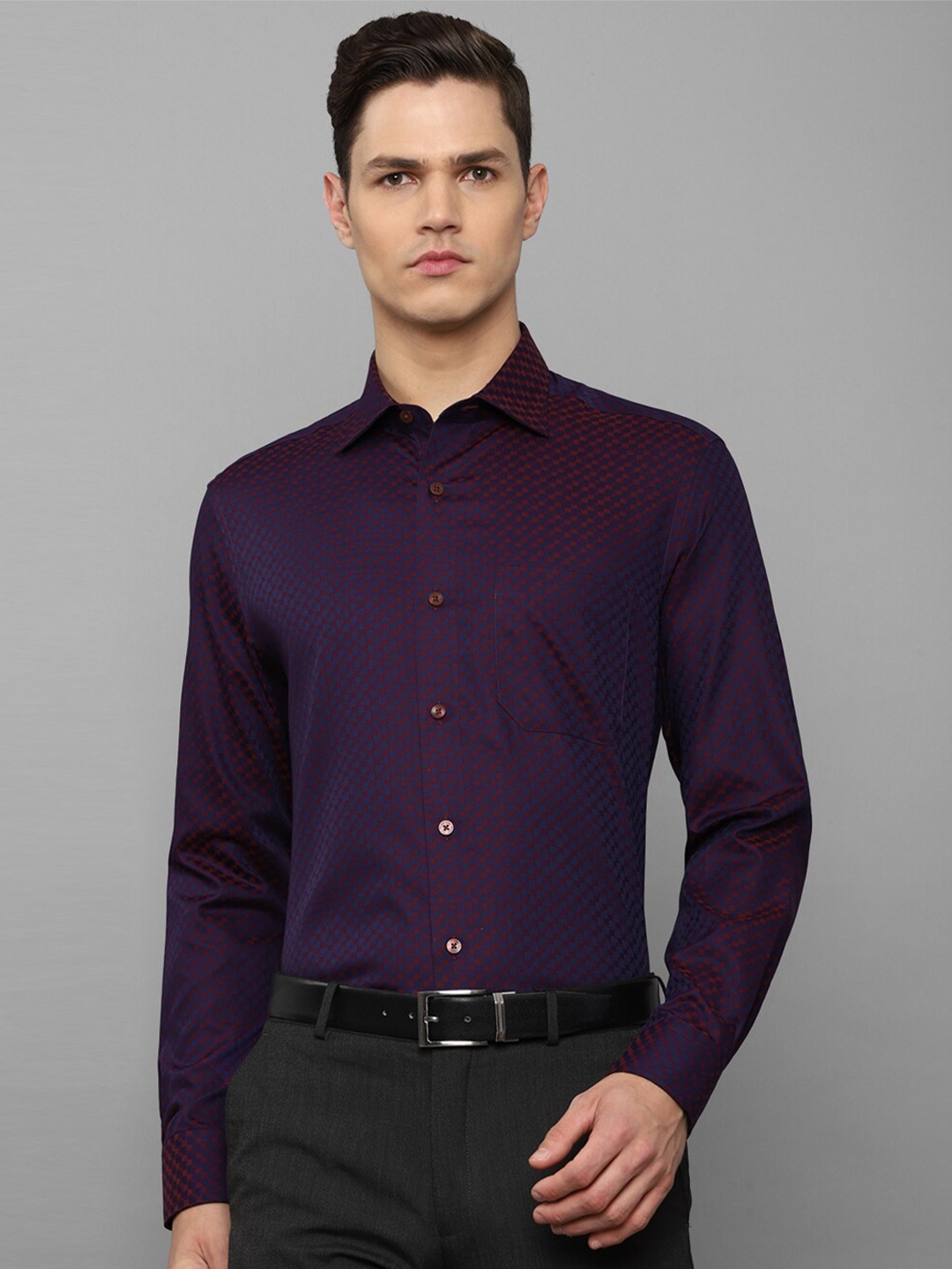 

Louis Philippe Men Purple Slim Fit Pure Cotton Formal Shirt