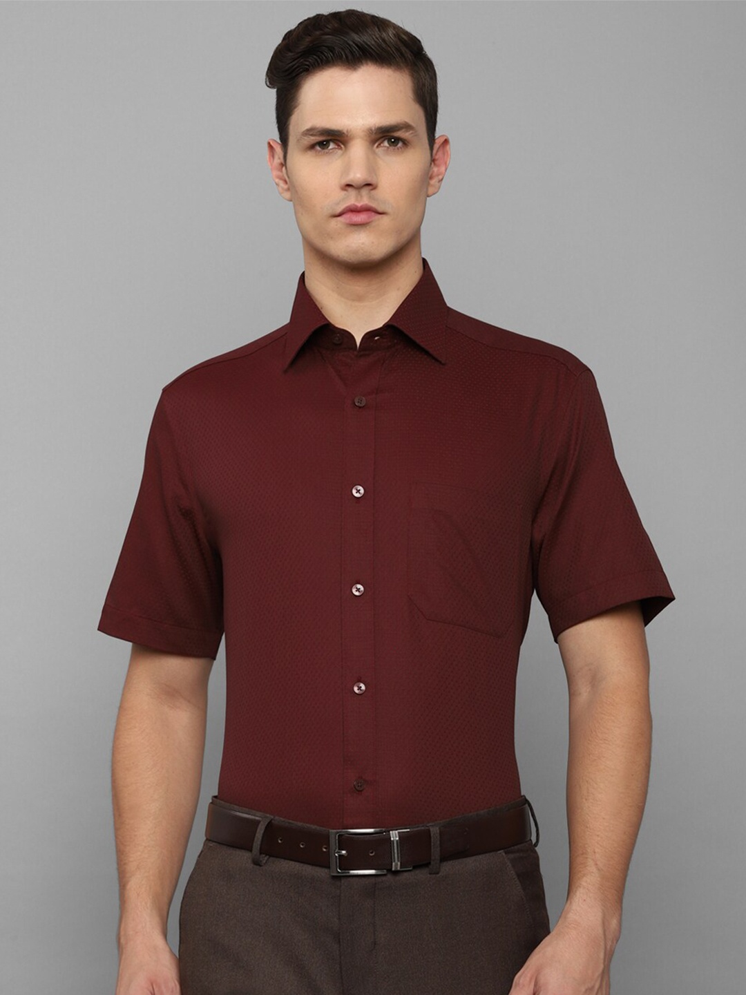 

Louis Philippe Men Maroon Slim Fit Pure Cotton Formal Shirt