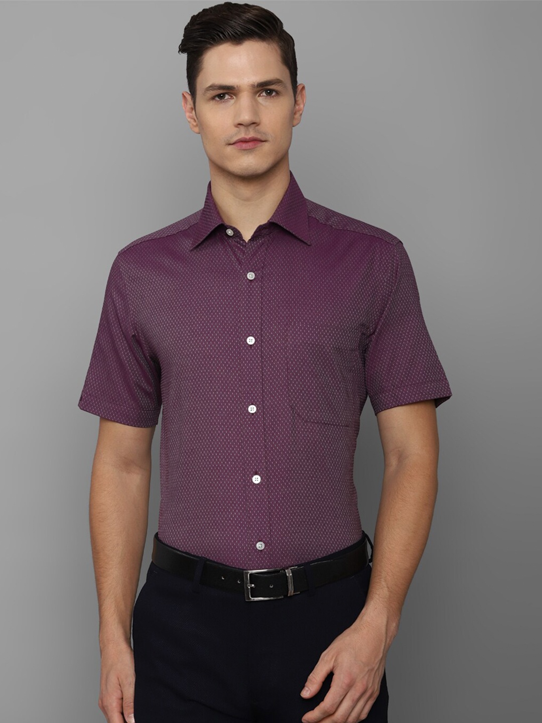 

Louis Philippe Men Purple Cotton Slim Fit Formal Shirt