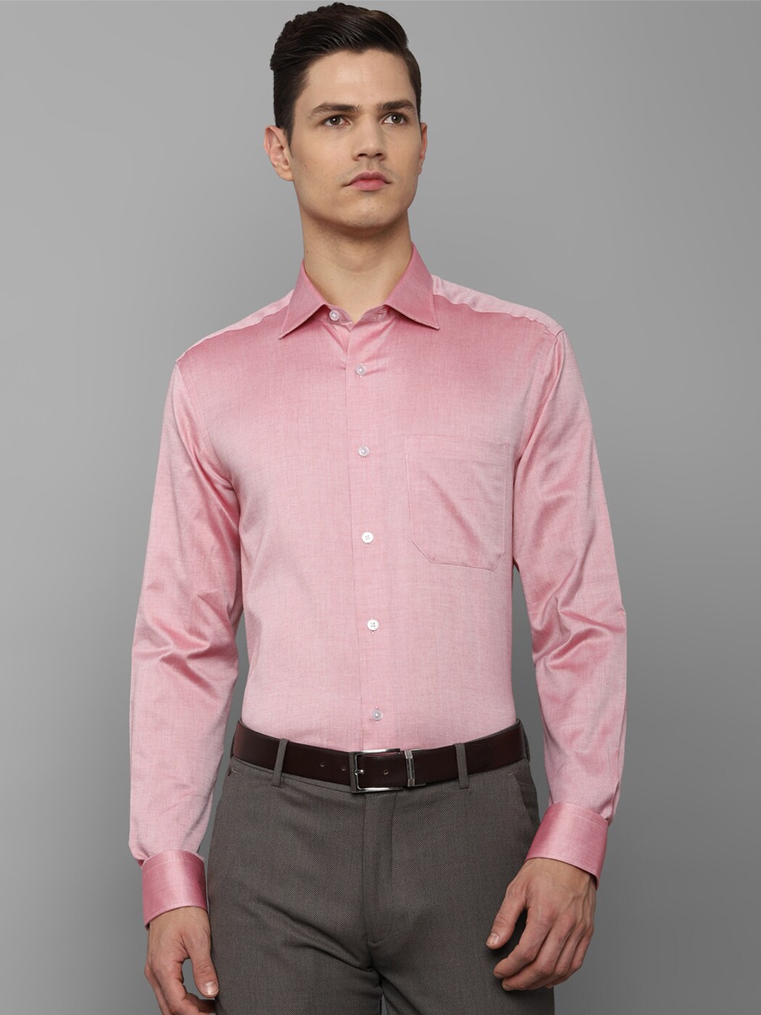 

Louis Philippe Men Pink Slim Fit Formal Shirt