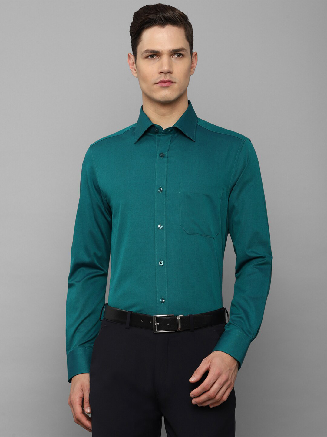 

Louis Philippe Men Green Slim Fit Formal Shirt