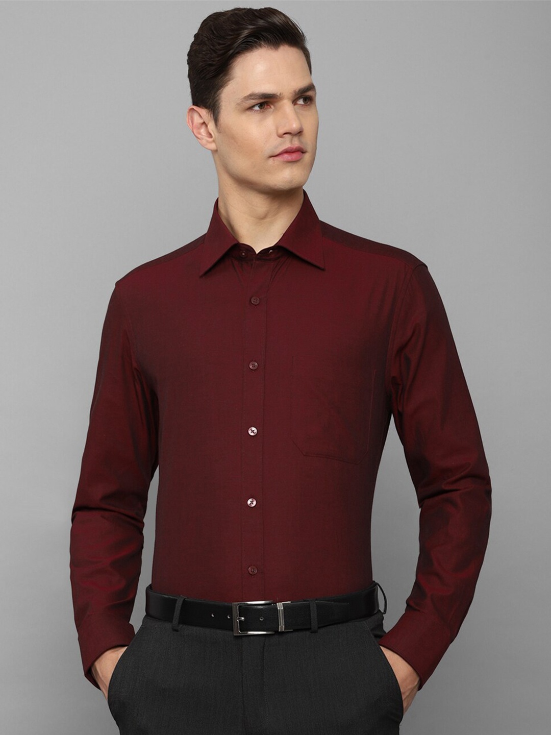 

Louis Philippe Men Maroon Slim Fit Formal Shirt