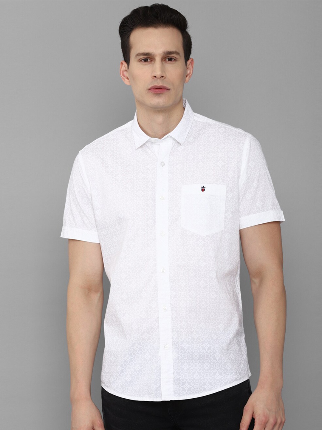 

Louis Philippe Jeans Men White Slim Fit Printed Casual Shirt