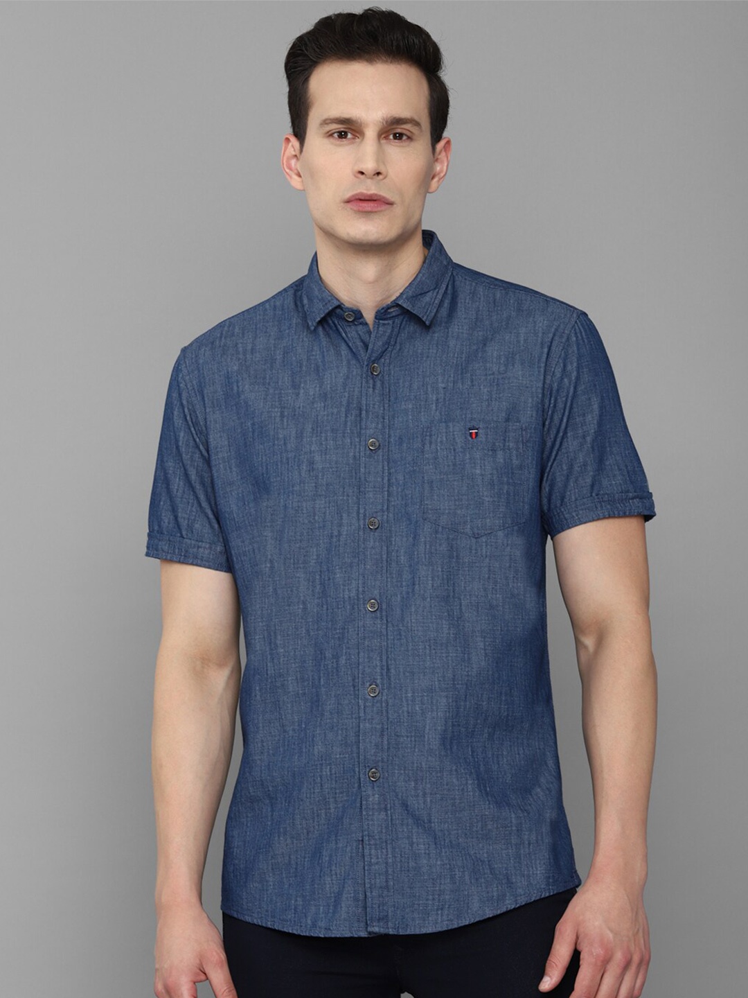 

Louis Philippe Jeans Men Blue Slim Fit Pure Cotton Casual Shirt