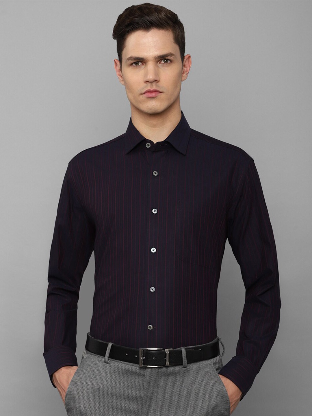 

Luxure by Louis Philippe Men Navy Blue Slim Fit Multi Stripes Striped Formal Shirt