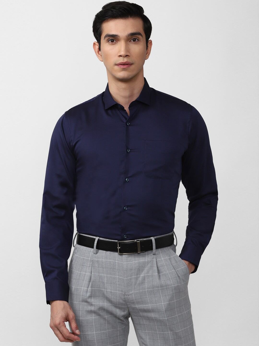 

Peter England Men Navy Blue Slim Fit Formal Shirt