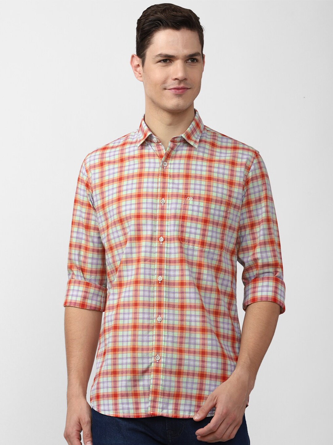 

Peter England Casuals Men White Slim Fit Tartan Checked Casual Pure Cotton Shirt