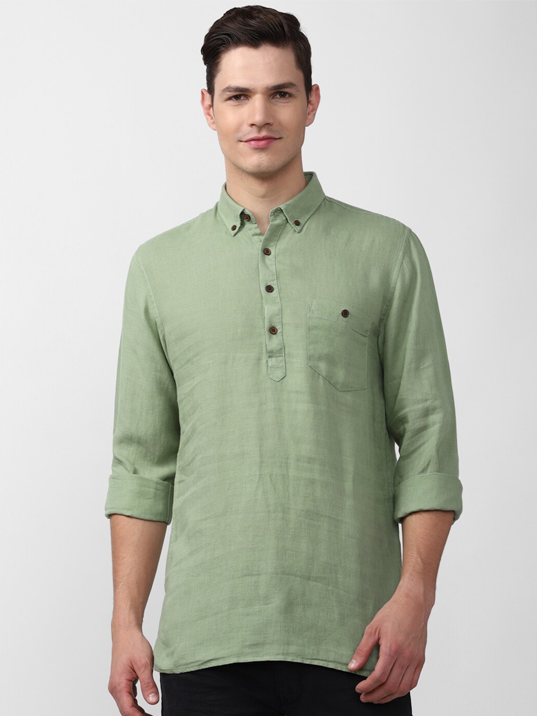 

Peter England Casuals Men Green Slim Fit Casual Shirt