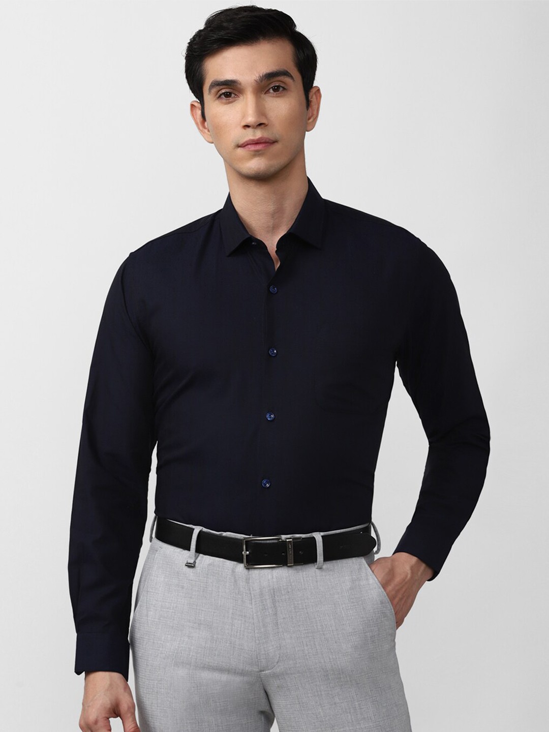 

Peter England Elite Men Navy Blue Pure Cotton Formal Shirt