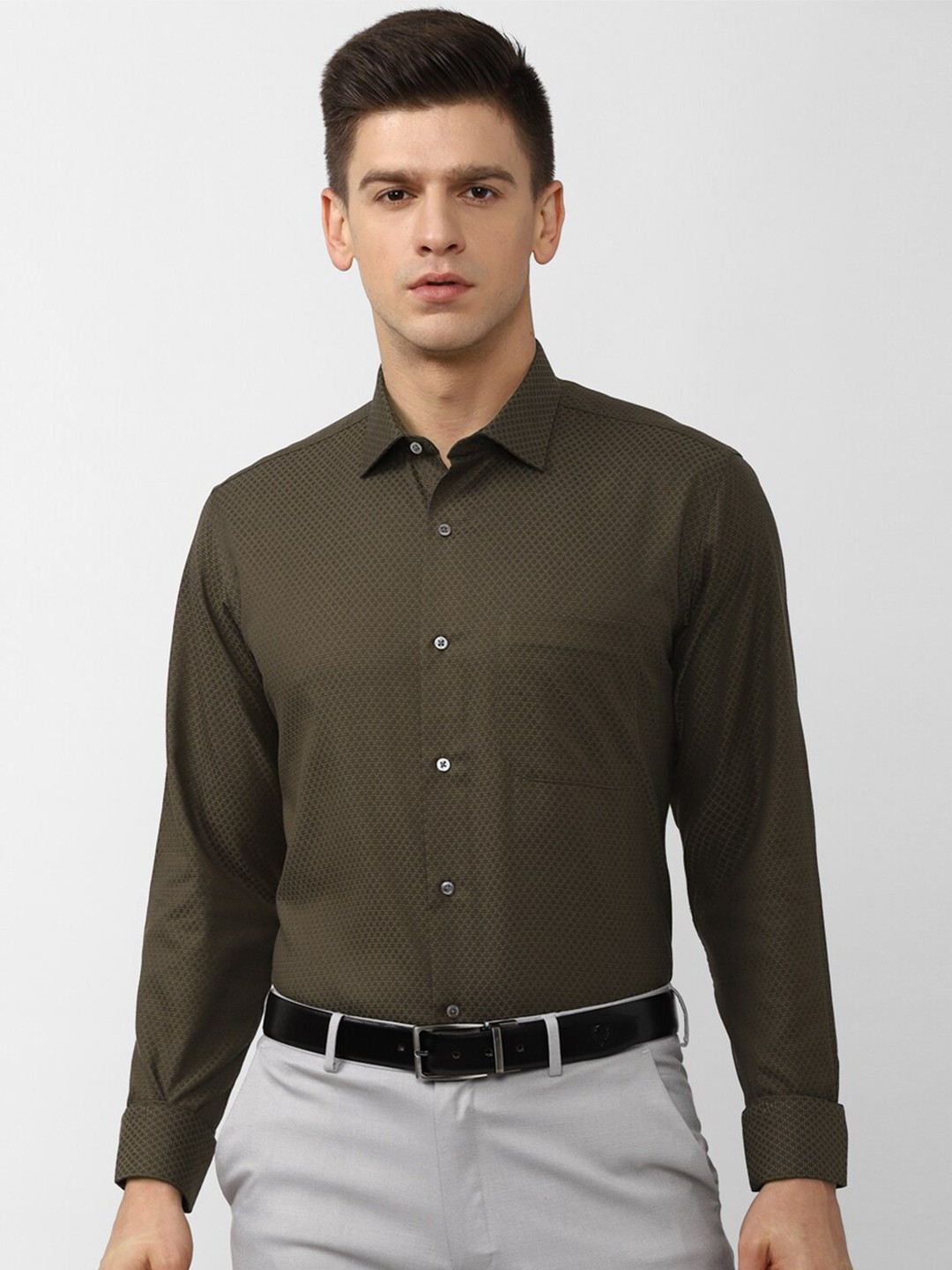 

Van Heusen Men Olive Green Formal Shirt