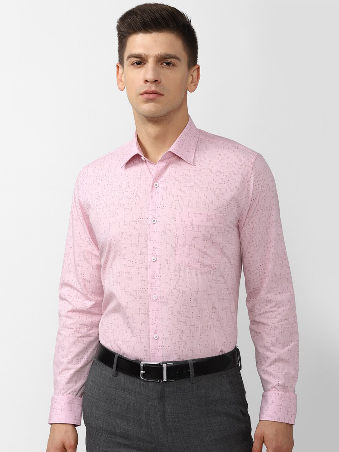 

Van Heusen Men Pink Slim Fit Geometric Print Formal Shirt