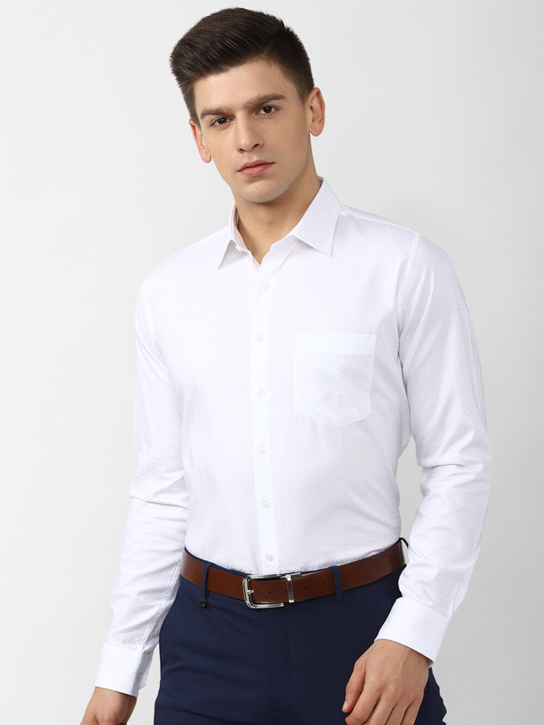 

Van Heusen Men White Slim Fit Printed Formal Shirt