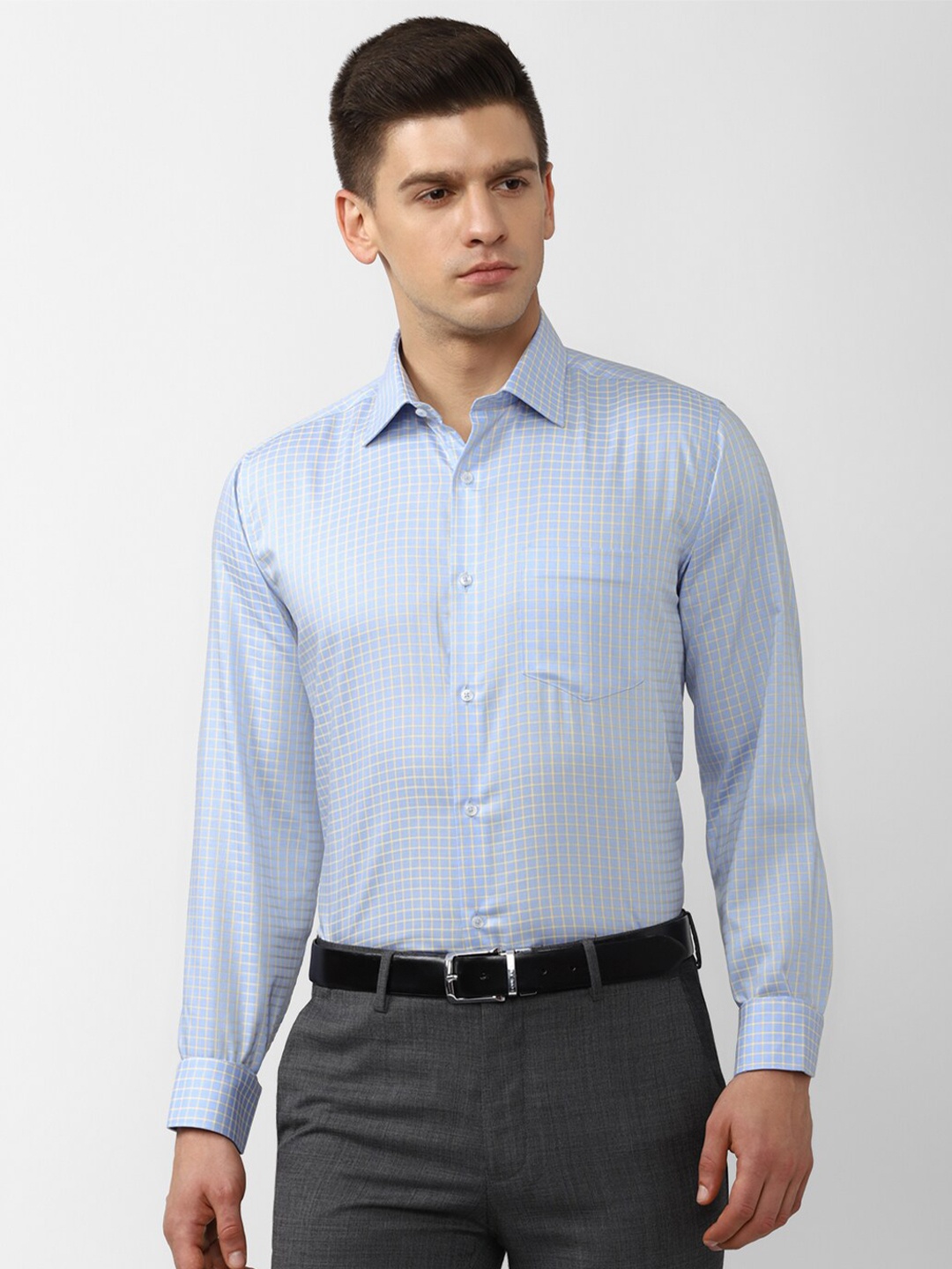 

Van Heusen Men Blue Regular Fit Checked Cotton Formal Shirt