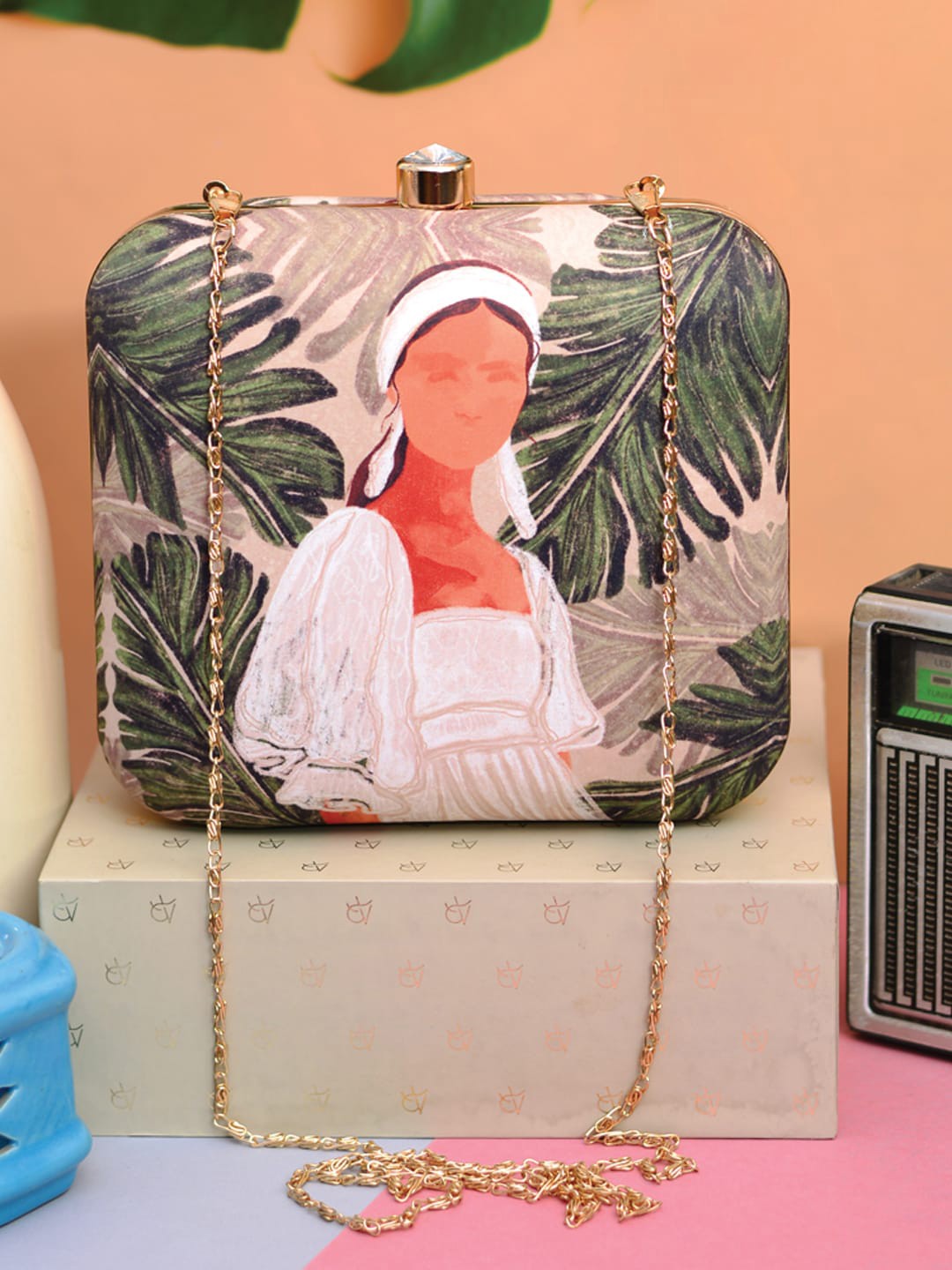 

ARTKLIM Green & Pink Printed Box Clutch
