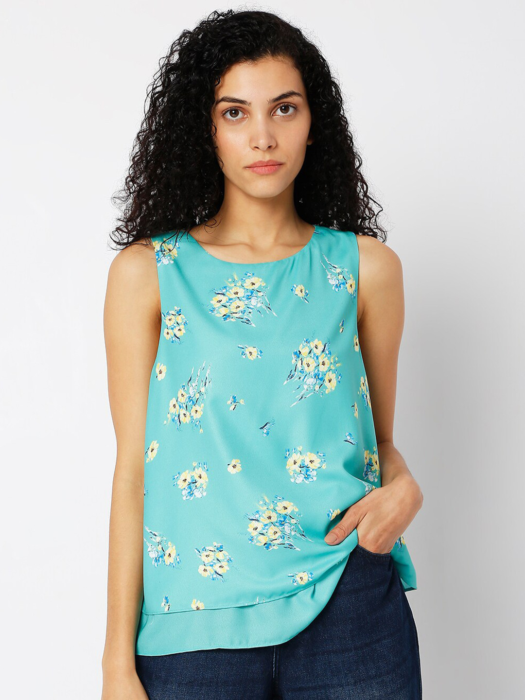 

Vero Moda Green Floral Printed Top