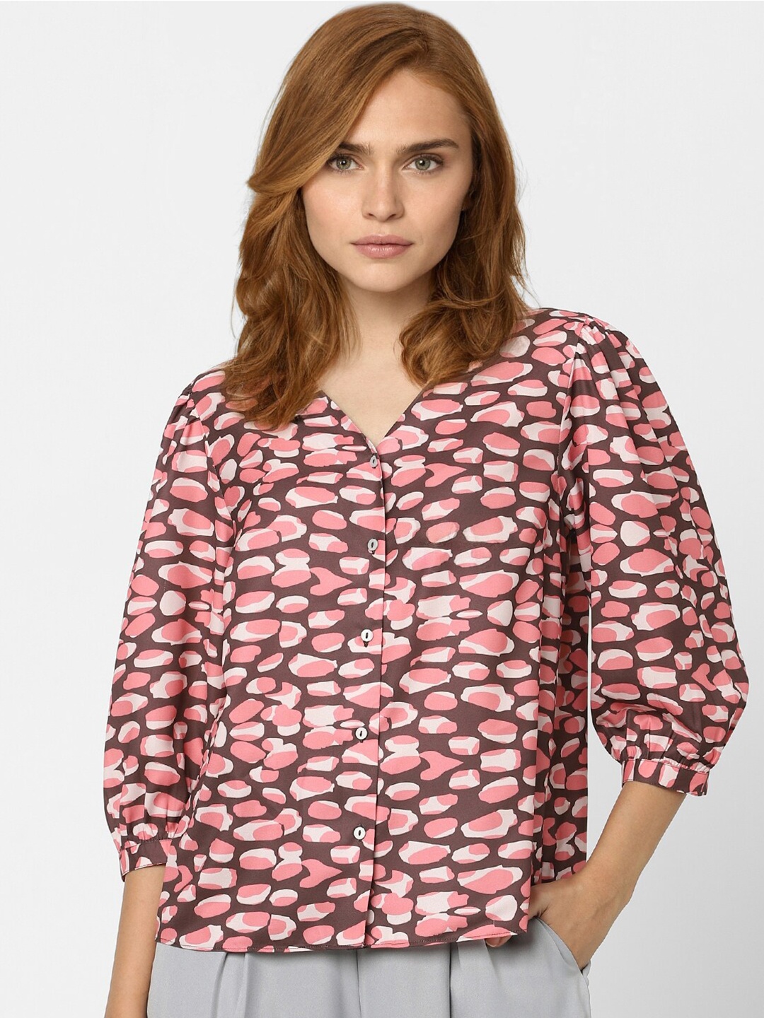 

Vero Moda Brown & Pink Geometric Print Shirt Style Top