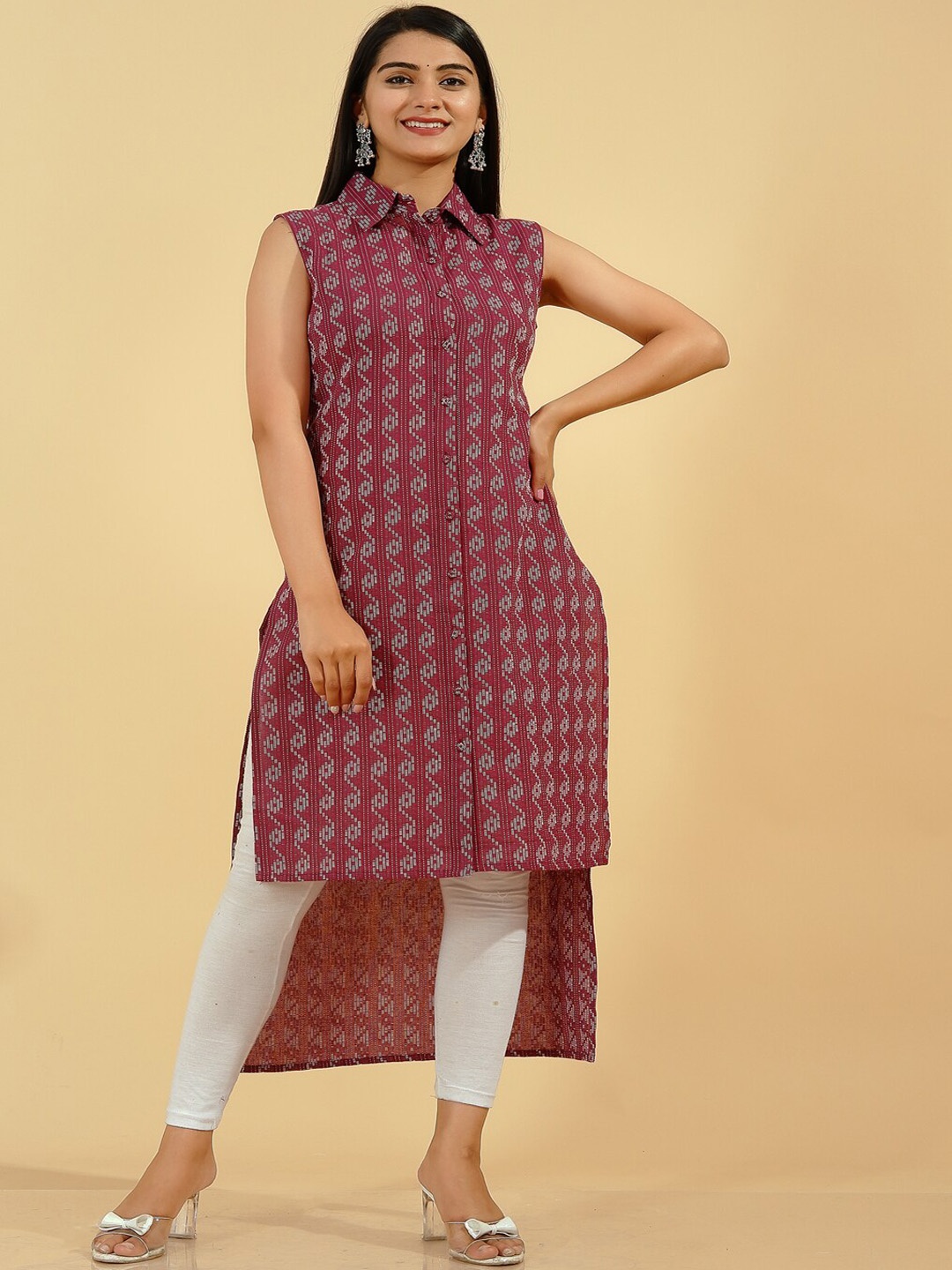 

kipek Women Burgundy Geometric Printed Thread Work Cotton Kurta