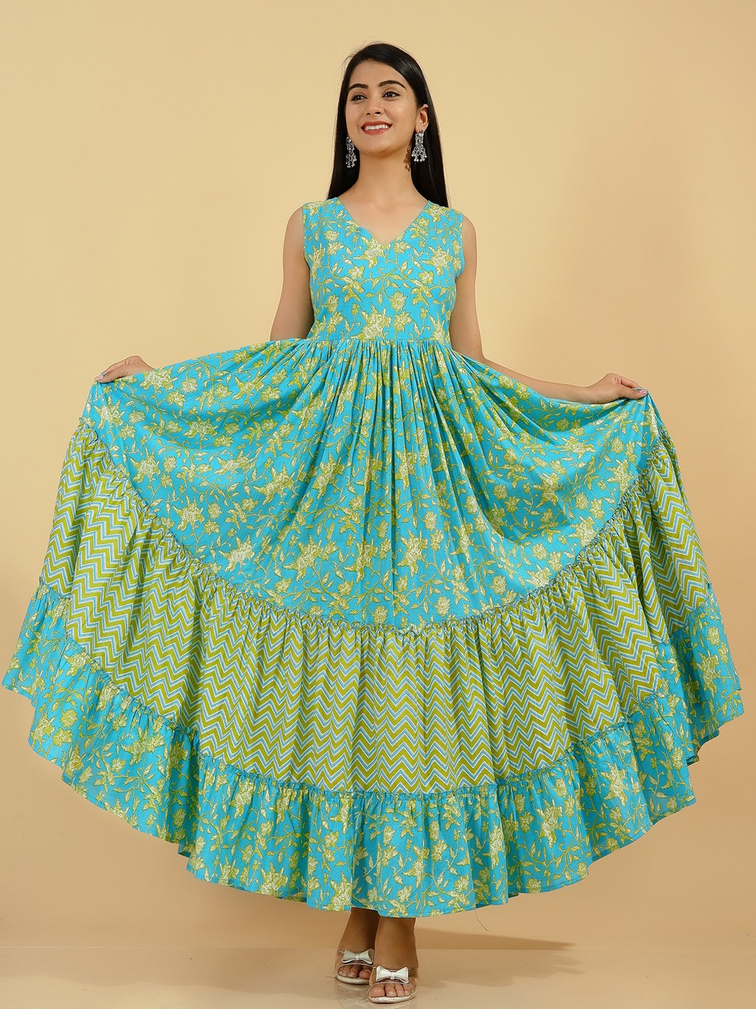 

kipek Women Multicoloured Paisley Printed Anarkali Kurta, Multi