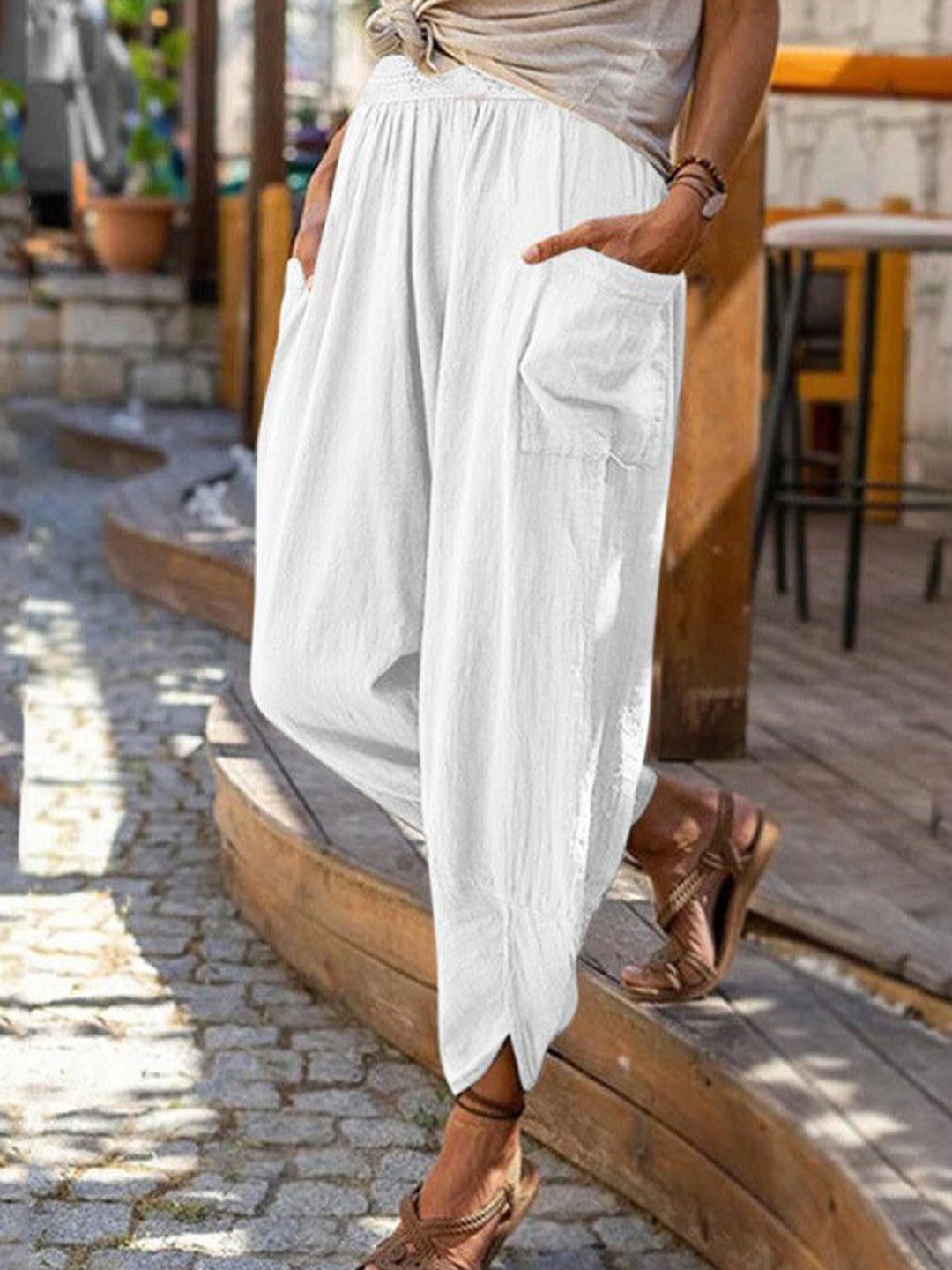 

La Aimee Women White Solid Cotton Trouser