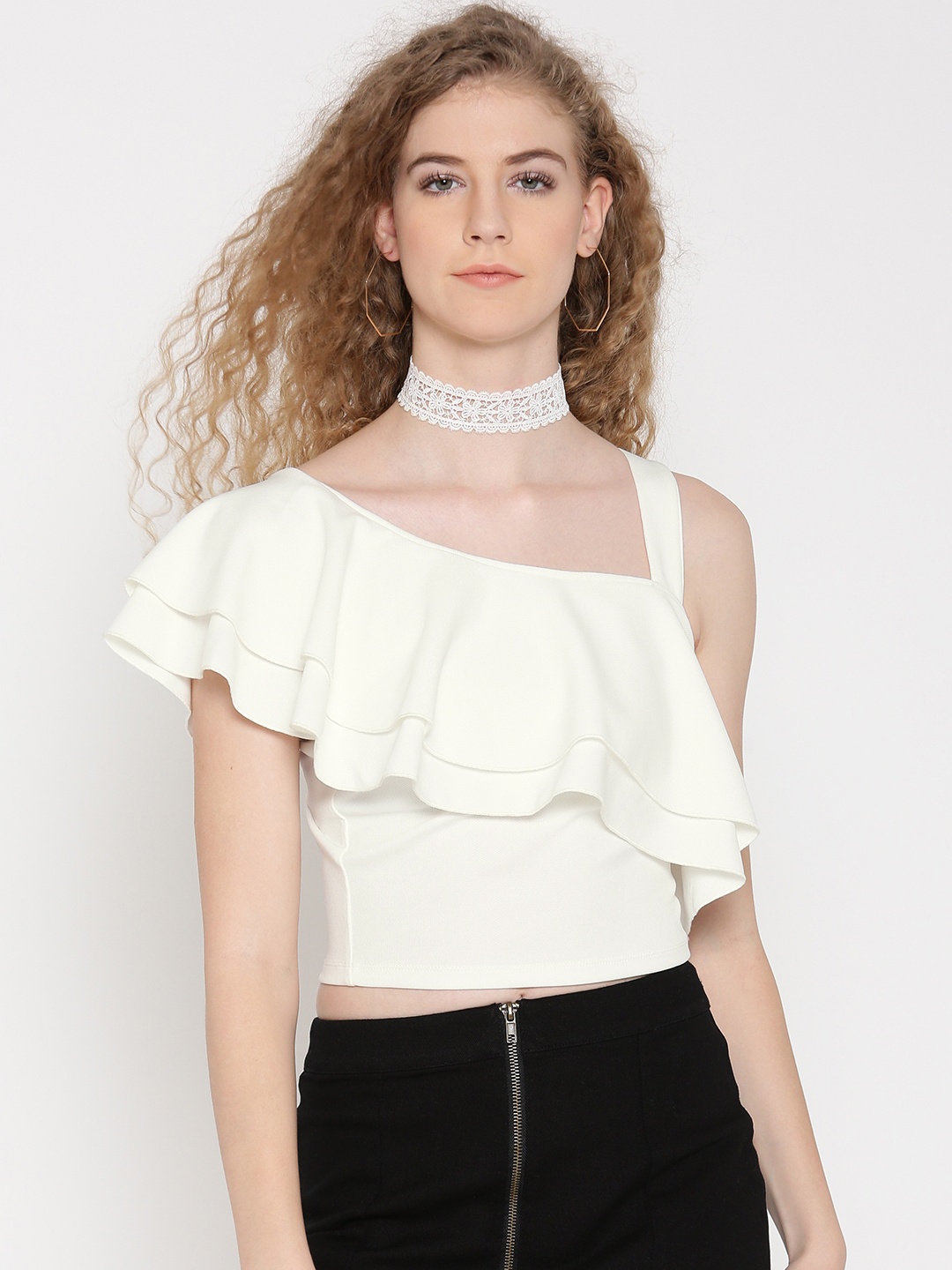 

Veni Vidi Vici Women White Solid Layered Crop Top