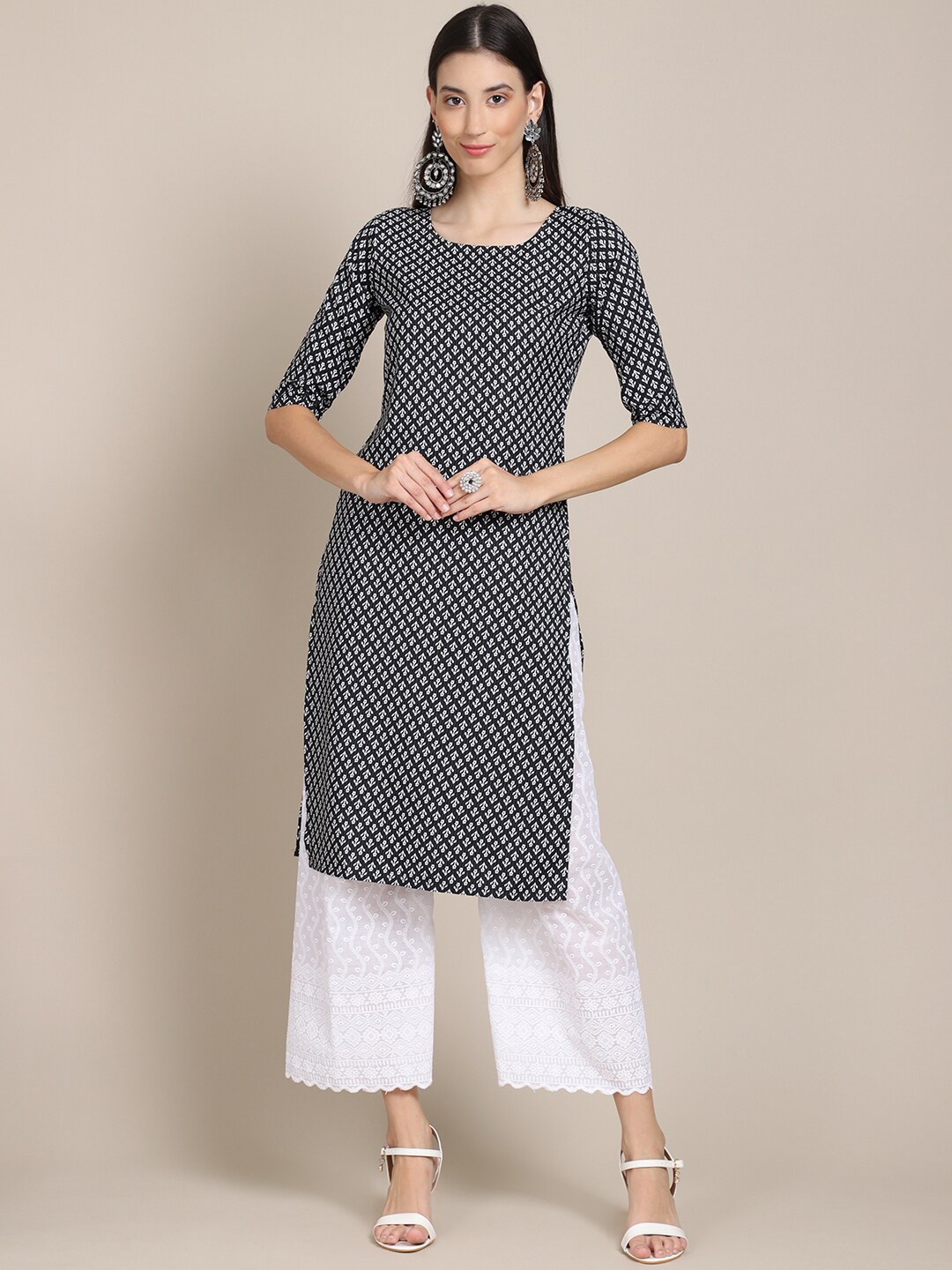 7Threads Women Black & White Geometric Printed Keyhole Neck Crepe Kurta